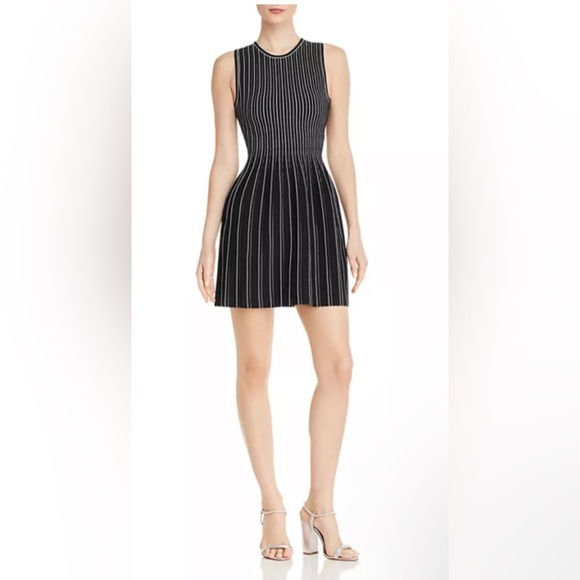 Theory Womens Black And White Striped Stretch Mini Dress Size Small $395 M426 - Picture 1 of 4